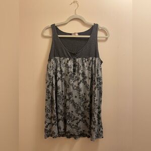 Lux Gray Lace Pattern Tunic